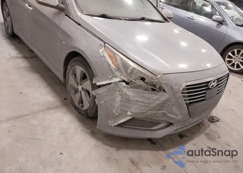 2016 Hyundai Sonata Hybrid Limited из США, поврежденный, VIN KMHE34L10GA008169